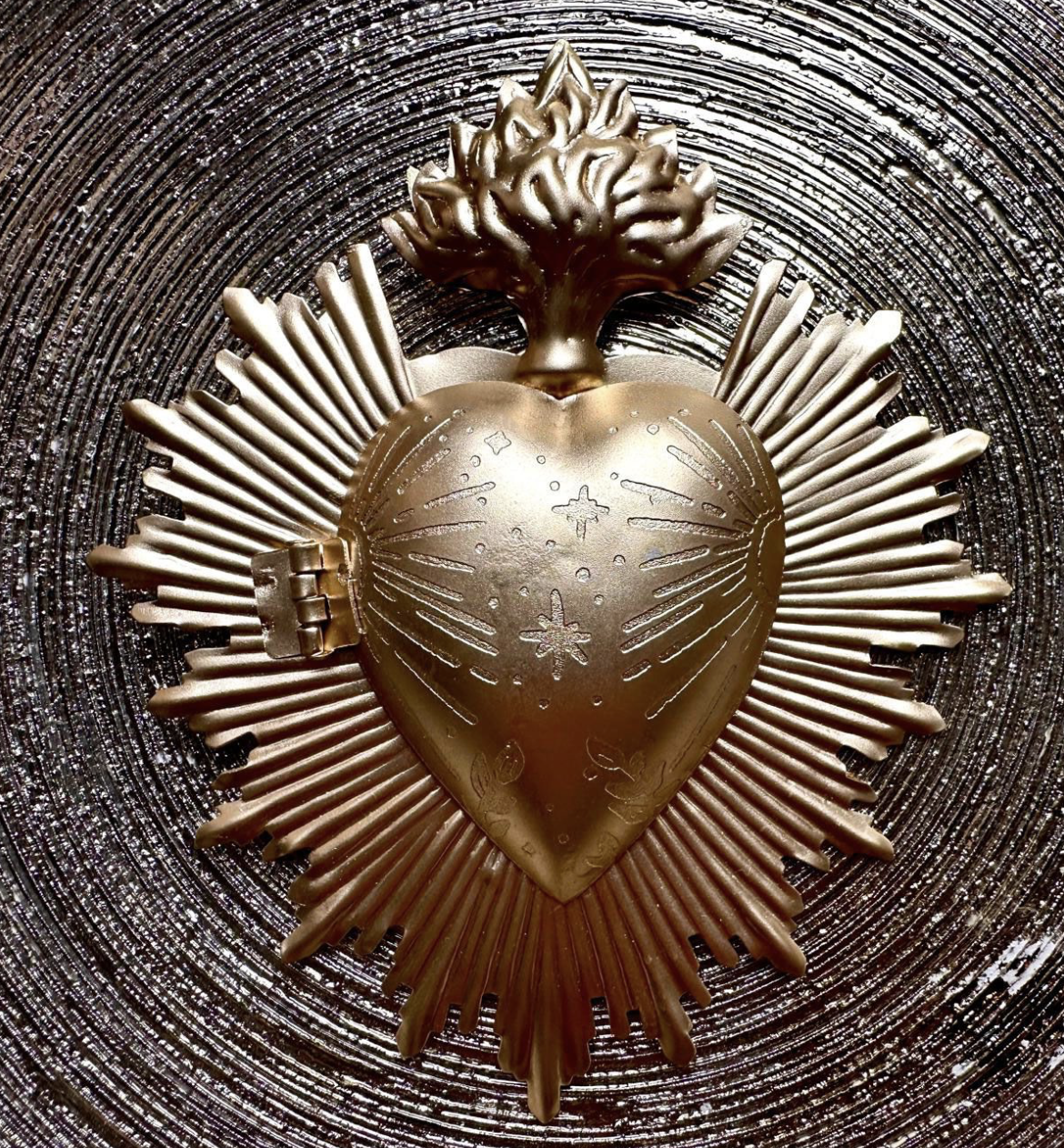 EX VOTO EN COEUR BOÎTE