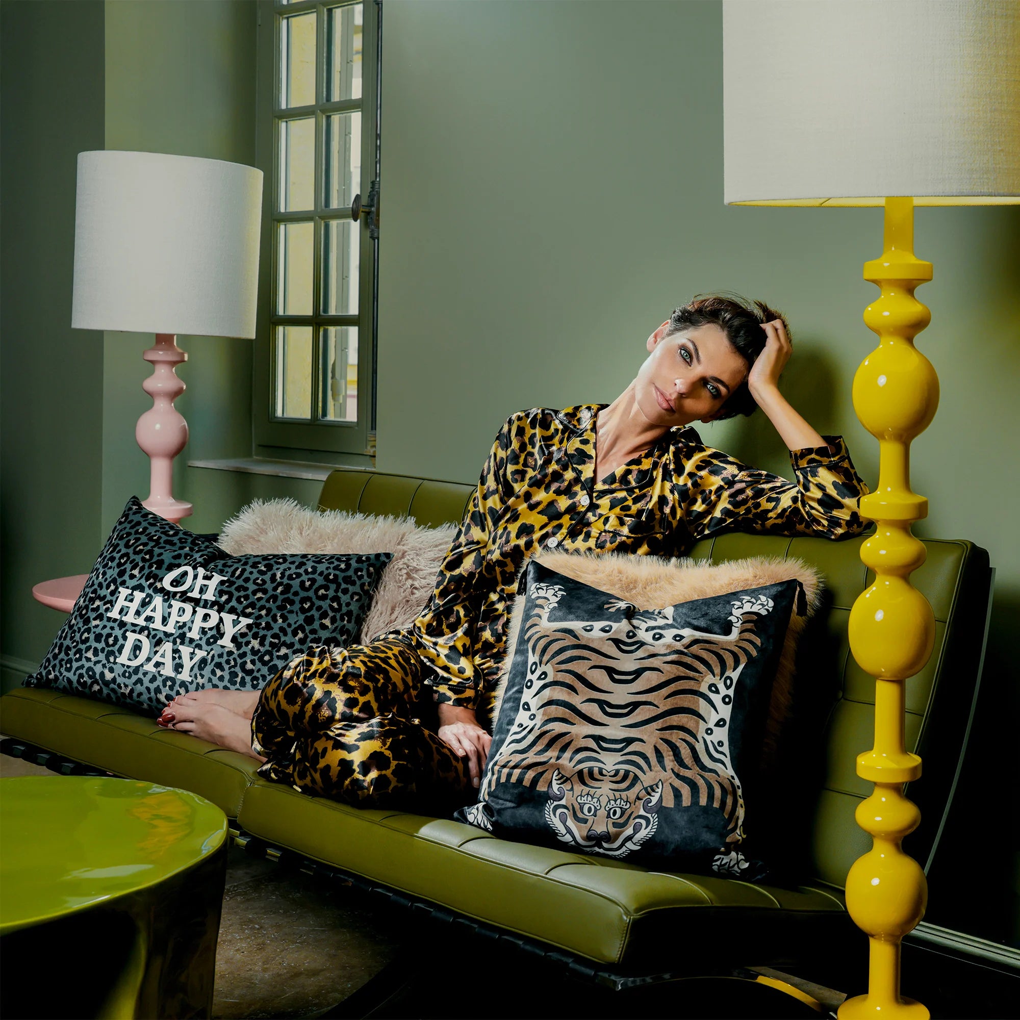 COUSSIN VELOUR OH HAPPY DAY