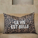 Charger l&#39;image dans la galerie, COUSSIN VELOUR NAPATA
