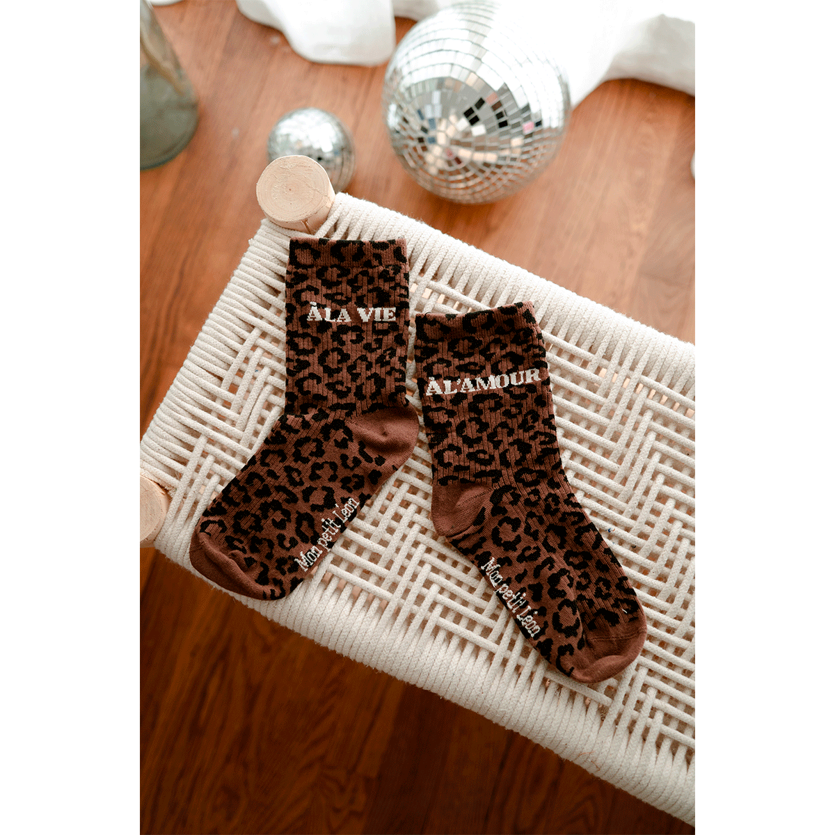 CHAUSSETTE LÉOPARD À LA VIE À L'AMOUR